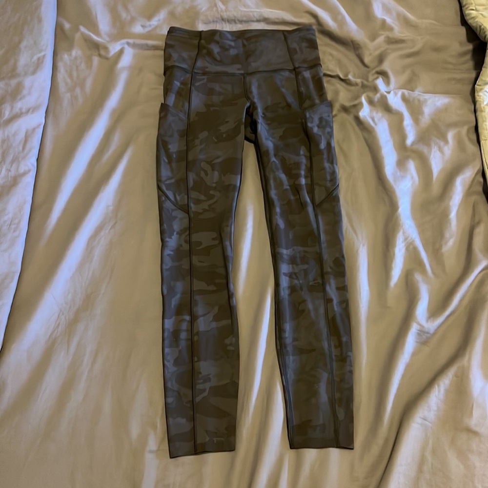 lululemon Fast and Free High Rise Crop 23 inch
